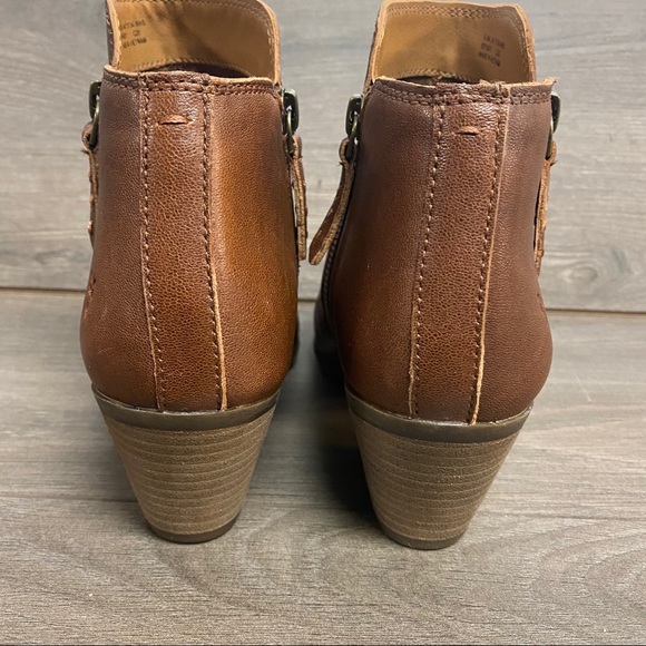 Frye | Judith Zip Bootie Whiskey Size 6.5 NIB - Picture 8 of 10